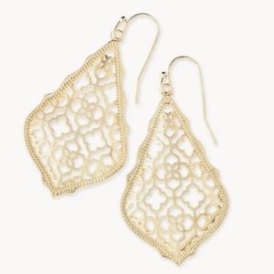 Kendra Scott - 
Addie Gold Drop Earrings in Gold Filigree Mix